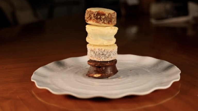 Los alfajores de Marcela